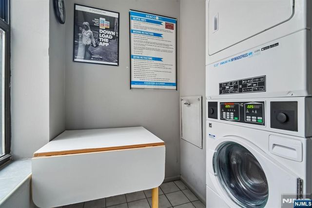 54-60 Mcwhorter 307, Newark, NJ 07105