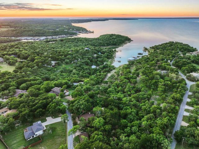 437 Neva Lane, Denison, TX 75020