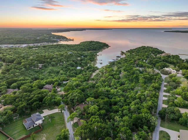 437 Neva Lane, Denison, TX 75020