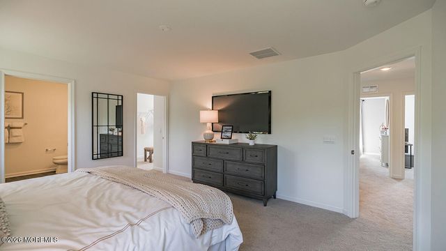 48 E 3rd Street, Howell, NJ 07731