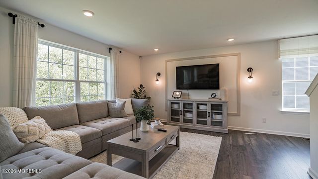 48 E 3rd Street, Howell, NJ 07731