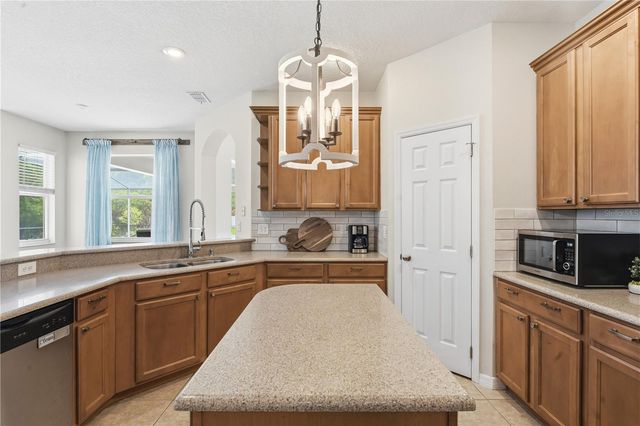 2425 MARACAIBO DRIVE, Kissimmee, FL 34746