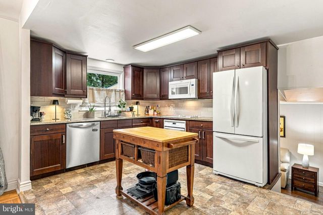 317 LINCOLN AVE S, Cherry Hill, NJ 08002