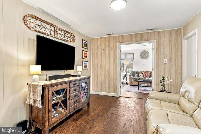 317 LINCOLN AVE S, Cherry Hill, NJ 08002