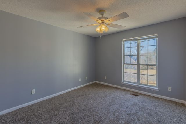 12796 Emerald Creek Circle, Soddy Daisy, TN 37379