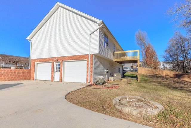 12796 Emerald Creek Circle, Soddy Daisy, TN 37379