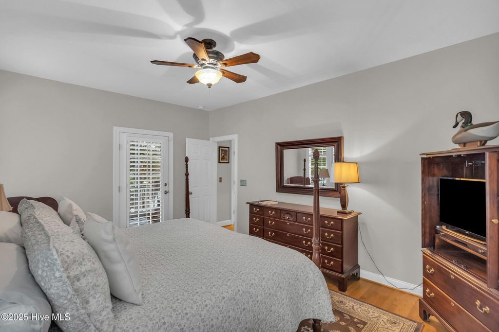 Image 23 of property listing at 500 W St George Street, Southport, NC 28461