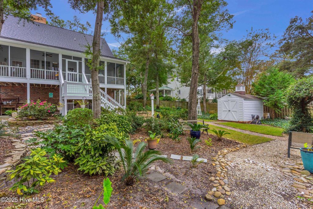 Image 47 of property listing at 500 W St George Street, Southport, NC 28461