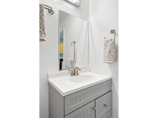 63 S Sable Blvd E21, Aurora, CO 80012