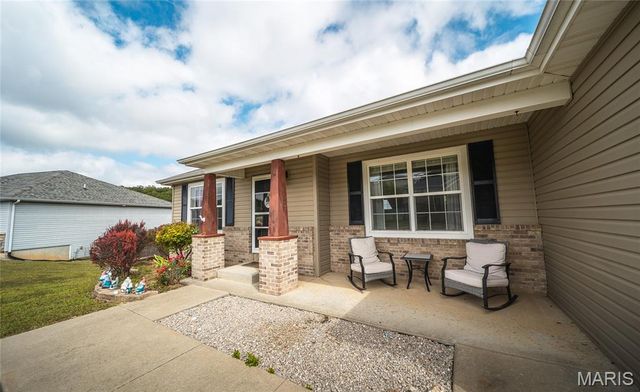 117 Creek View Drive, St Robert, MO 65584