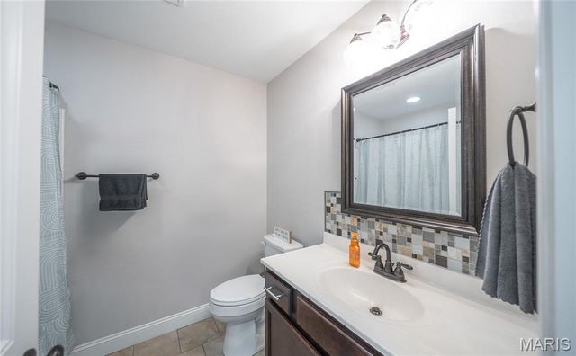 117 Creek View Drive, St Robert, MO 65584