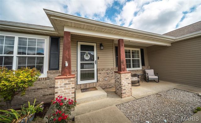 117 Creek View Drive, St Robert, MO 65584