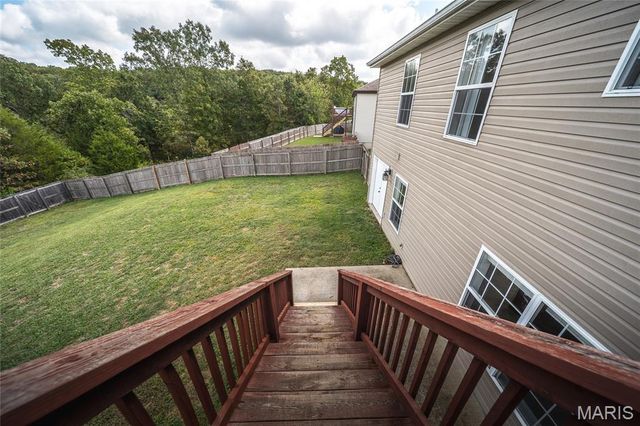 117 Creek View Drive, St Robert, MO 65584