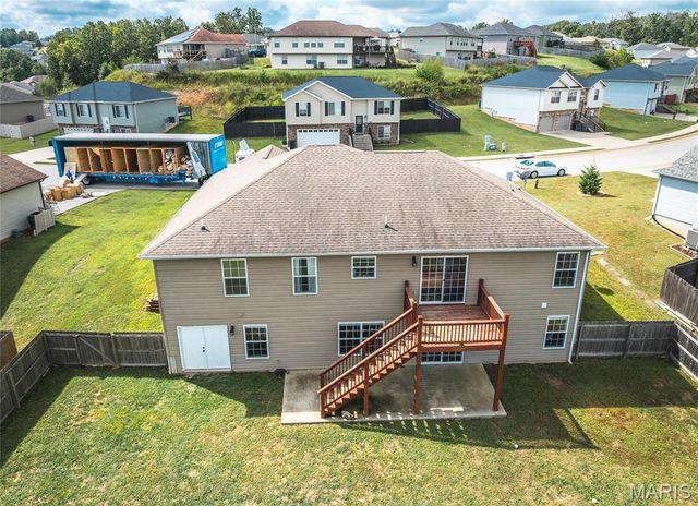 117 Creek View Drive, St Robert, MO 65584