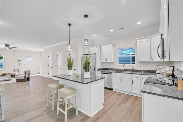 109 N 4th ST, Suffolk, VA 23434