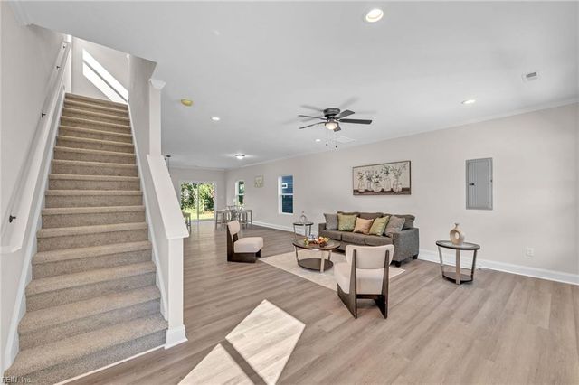 109 N 4th ST, Suffolk, VA 23434