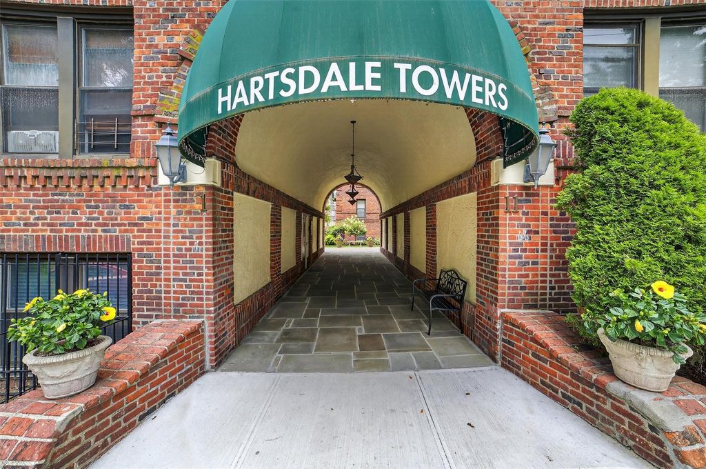11 Columbia Avenue C7, Hartsdale, NY 10530
