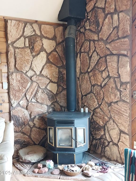 Image 13 of property listing at 1949 NORTON Place, Show Low, AZ 85901