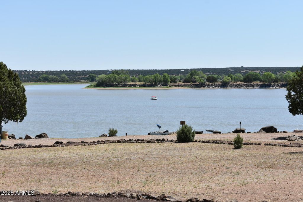 Image 24 of property listing at 1949 NORTON Place, Show Low, AZ 85901