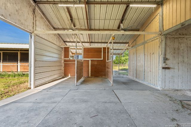 25 Zoeller Lane, Boerne, TX 78006