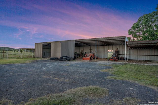 25 Zoeller Lane, Boerne, TX 78006