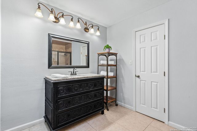 25 Zoeller Lane, Boerne, TX 78006