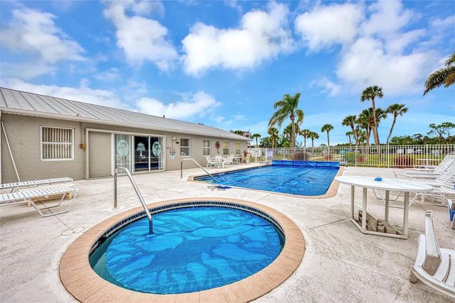 7500 PARK POINTE DRIVE 45, Englewood, FL 34224