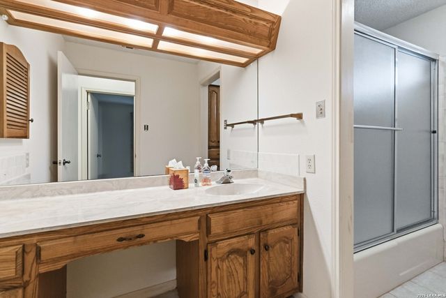 10822 Royal Blf, San Antonio, TX 78239