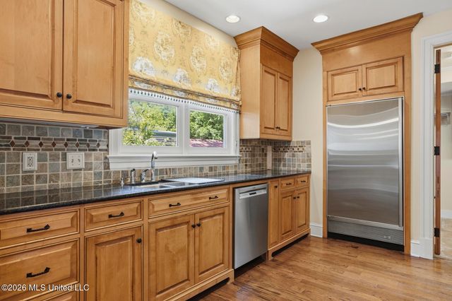 622 Broadway Avenue, Jackson, MS 39216