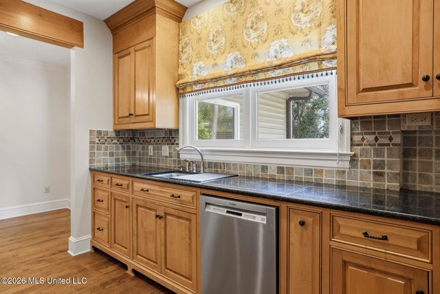 622 Broadway Avenue, Jackson, MS 39216