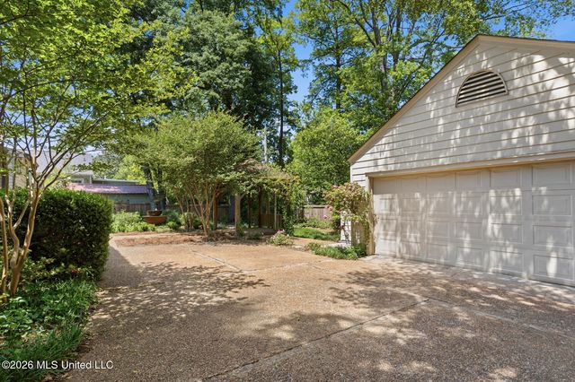 622 Broadway Avenue, Jackson, MS 39216