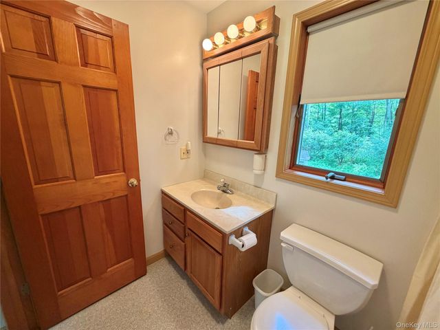 468 Decker Road, Wallkill, NY 12589