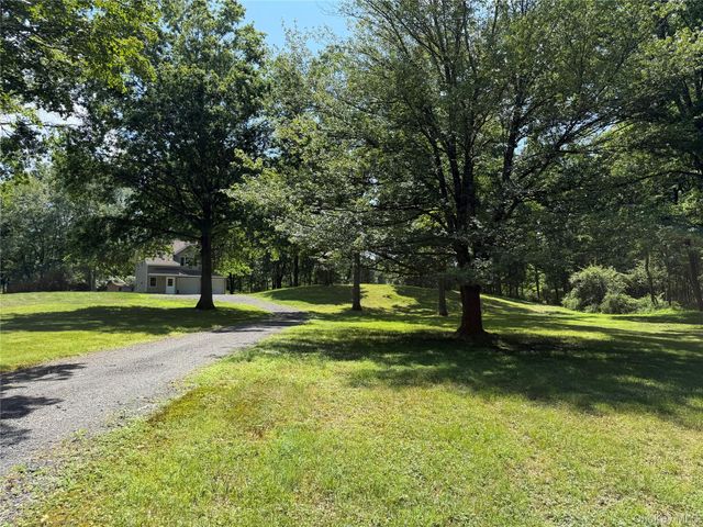 468 Decker Road, Wallkill, NY 12589
