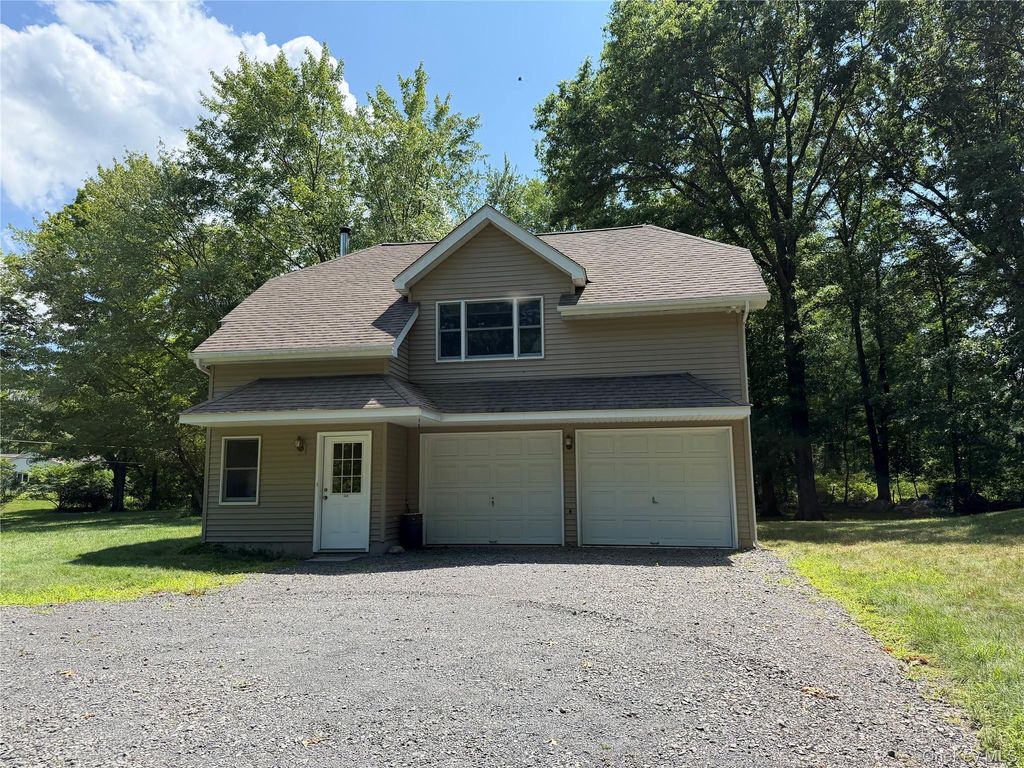 468 Decker Road, Wallkill, NY 12589