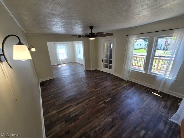 132 E Main Street, South Amherst, OH 44001