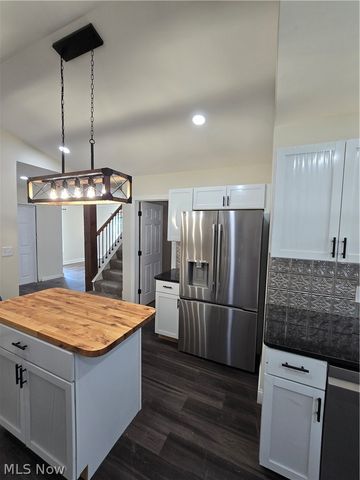 132 E Main Street, South Amherst, OH 44001