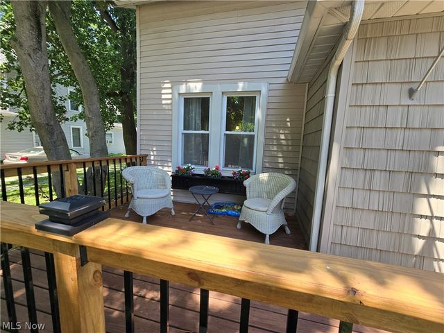 132 E Main Street, South Amherst, OH 44001
