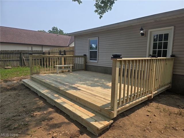 132 E Main Street, South Amherst, OH 44001