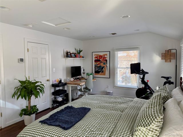 109 14th Avenue, Sea Cliff, NY 11579