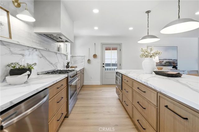 20302 Craimer Lane, Huntington Beach, CA 92646