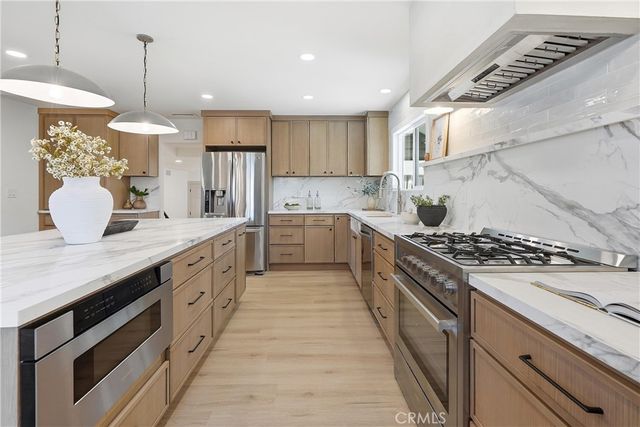 20302 Craimer Lane, Huntington Beach, CA 92646