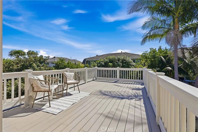 20302 Craimer Lane, Huntington Beach, CA 92646