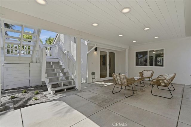 20302 Craimer Lane, Huntington Beach, CA 92646