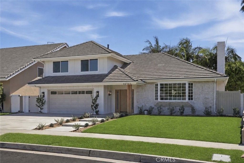 20302 Craimer Lane, Huntington Beach, CA 92646