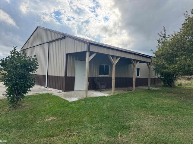 9817 Oatman Road, Greenwood Twp, MI 48006