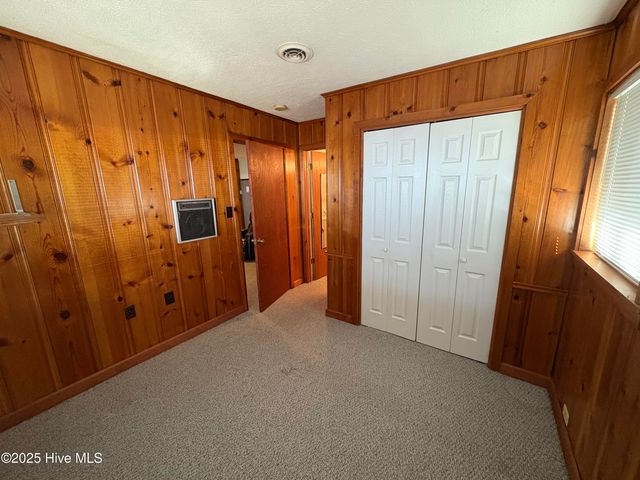 802 Canal Cove Road, Lake Waccamaw, NC 28450