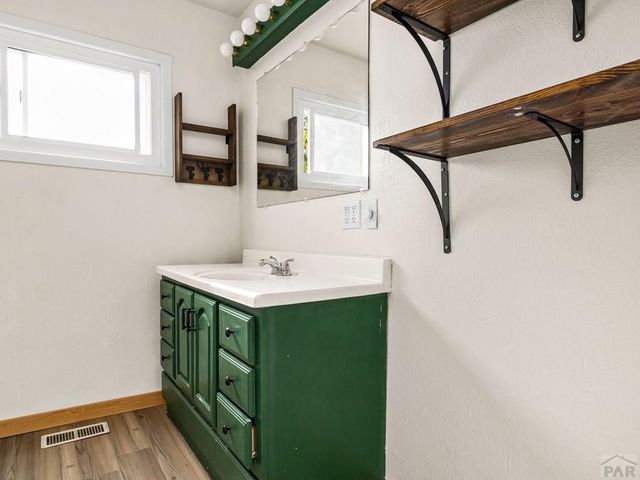 161 Baxter Rd, Pueblo, CO 81006