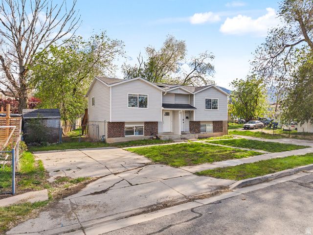 8373 W WESTERN DR, Magna, UT 84044