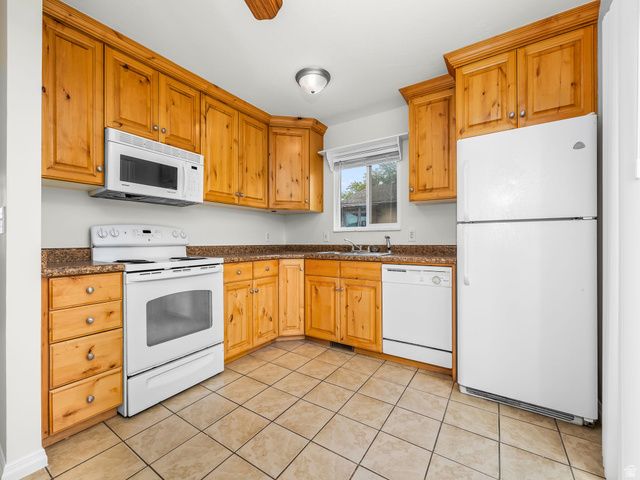 8373 W WESTERN DR, Magna, UT 84044