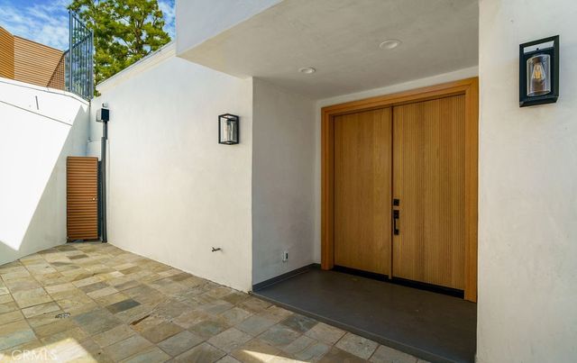 10050 Olivia Terrace, Sun Valley, CA 91352